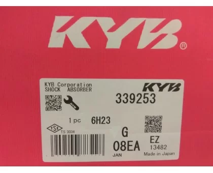 Передний правый газомасляный амортизатор Каяба (339253) на Митсубиси ASX Передний правый газомасляный амортизатор Каяба (339253) на Митсубиси ASX
