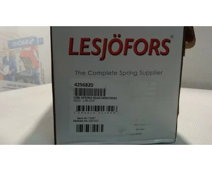 Задняя пружина MERCEDES C-CLASS (W202), LESJOFORS 4256820 Задняя пружина MERCEDES C-CLASS (W202), LESJOFORS 4256820