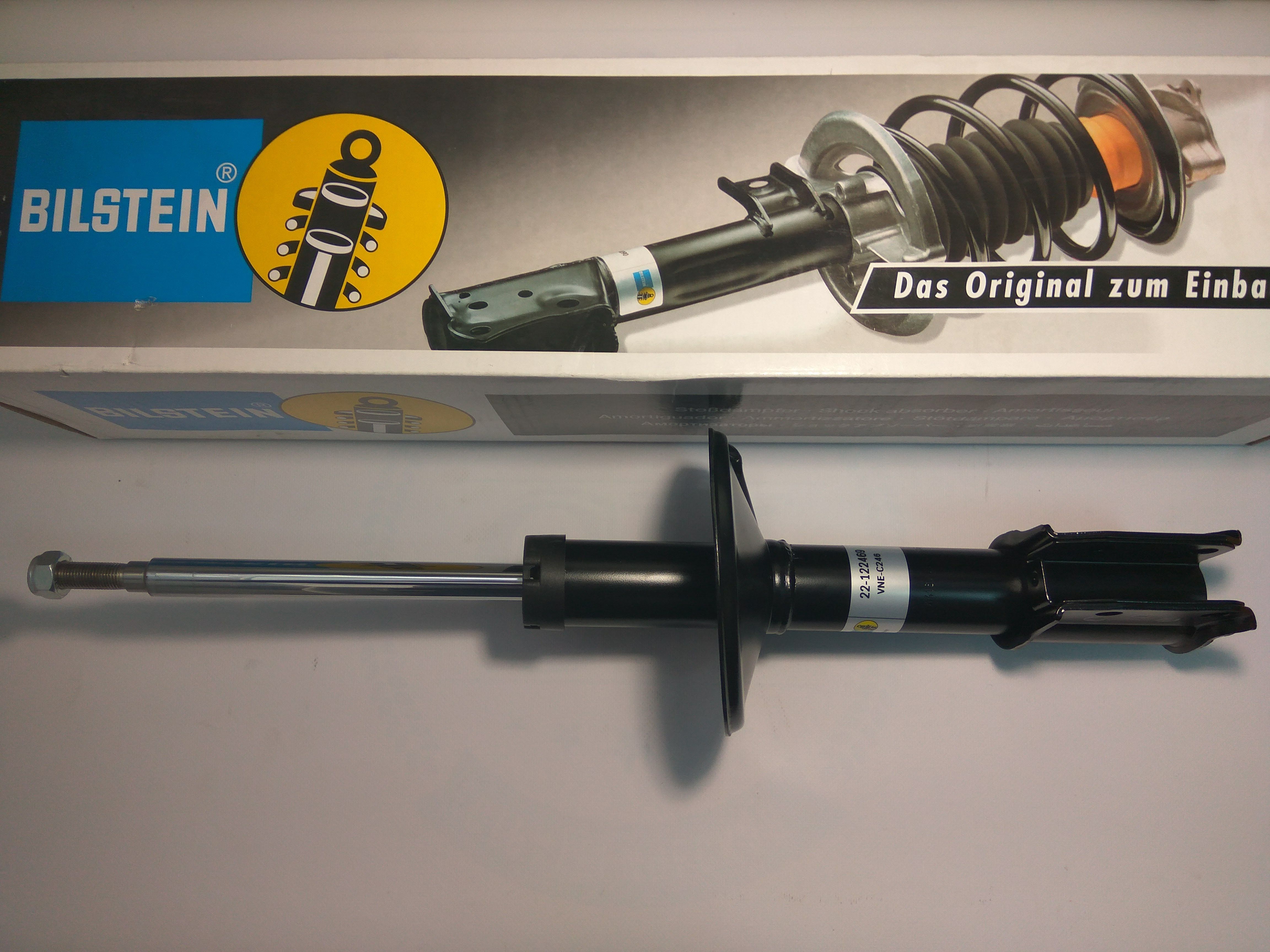 Логан амортизатор передний какой лучше. Амортизатор BILSTEIN для Рено Логан 1. Передняя стойка Логан Blistain. Амортизатор з.п Логан 1.